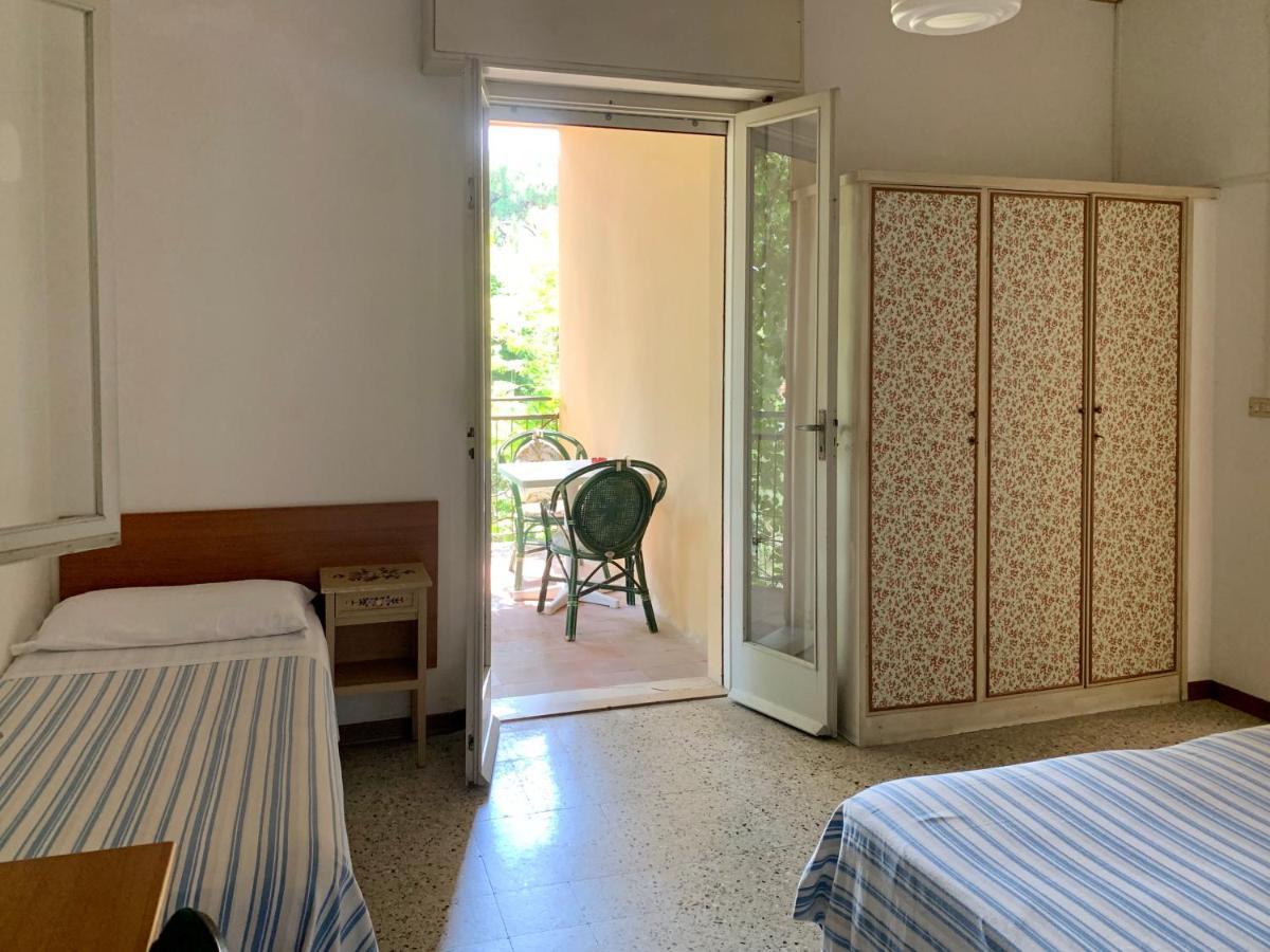 Hotel Garni Picnic Riccione Eksteriør billede
