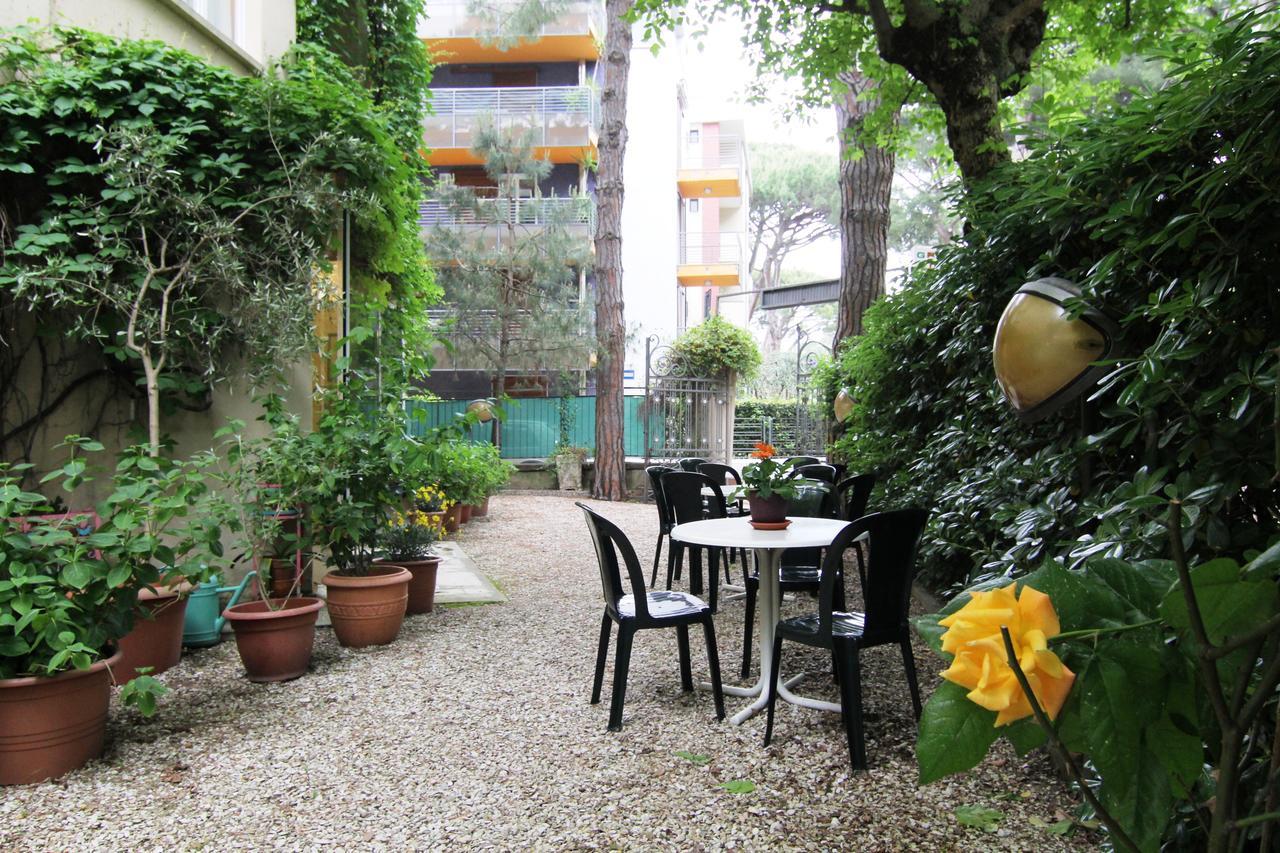 Hotel Garni Picnic Riccione Eksteriør billede