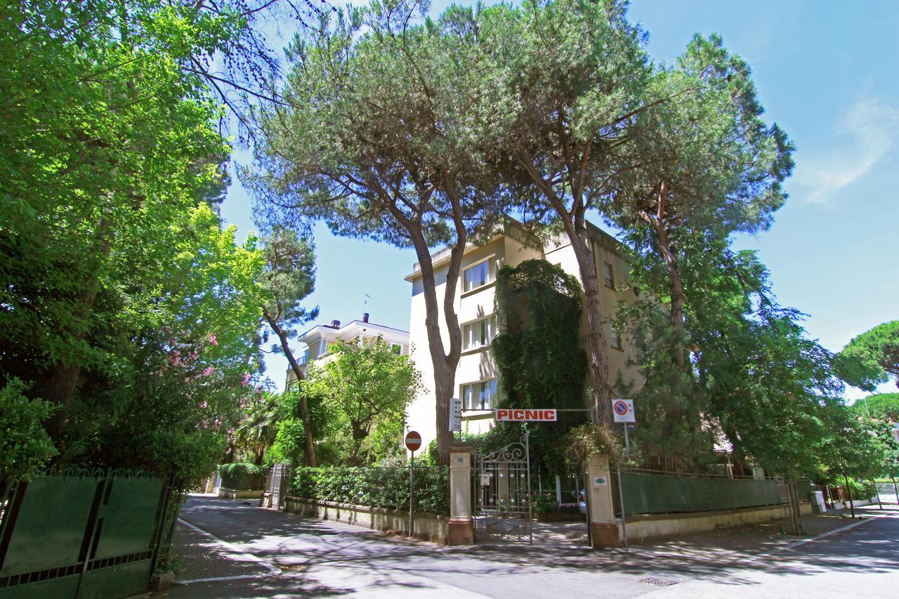 Hotel Garni Picnic Riccione Eksteriør billede
