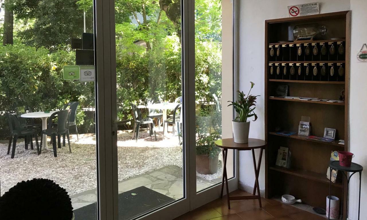 Hotel Garni Picnic Riccione Eksteriør billede